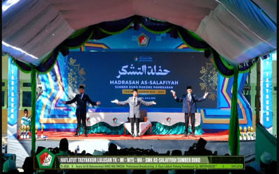 Momen Mengharukan di Wisuda As-Salafiyah 2026: Siswa, Orang Tua, dan Guru Menangis dalam Pelukan Syukur
